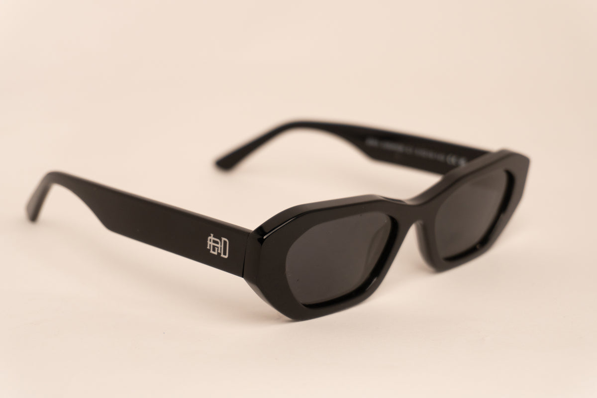 SHADES | 002